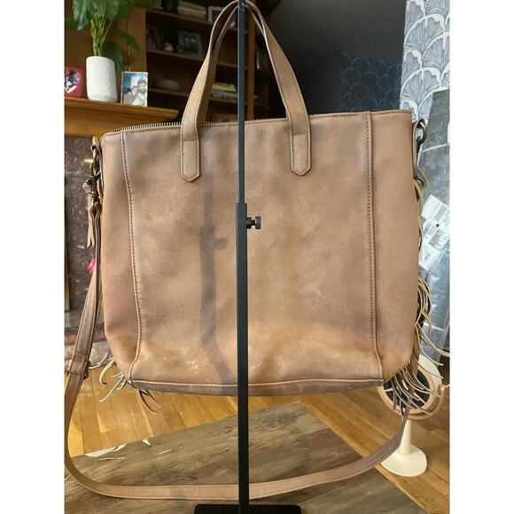 6/$25 Universal Threads Faux Leather Fringe Convertible Tote Bag - Picture 5 of 6